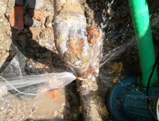 阿拉善右测漏水公司电话